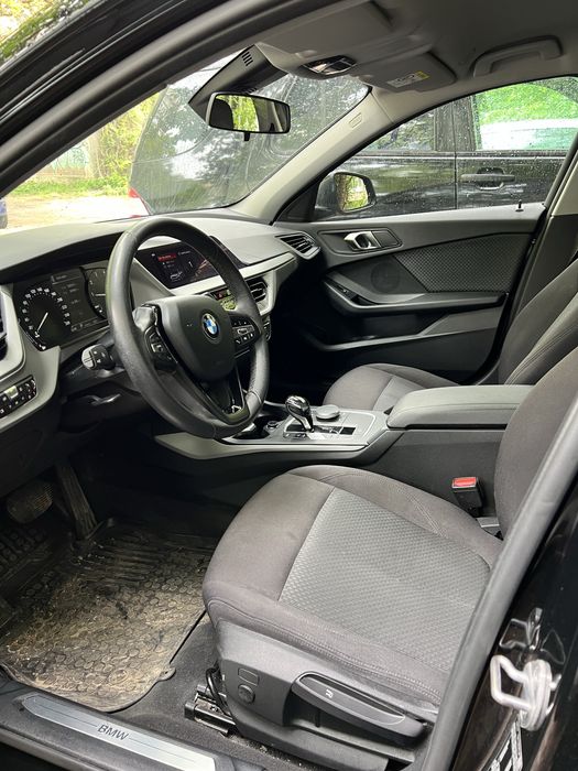 BMW 118i 2020 година