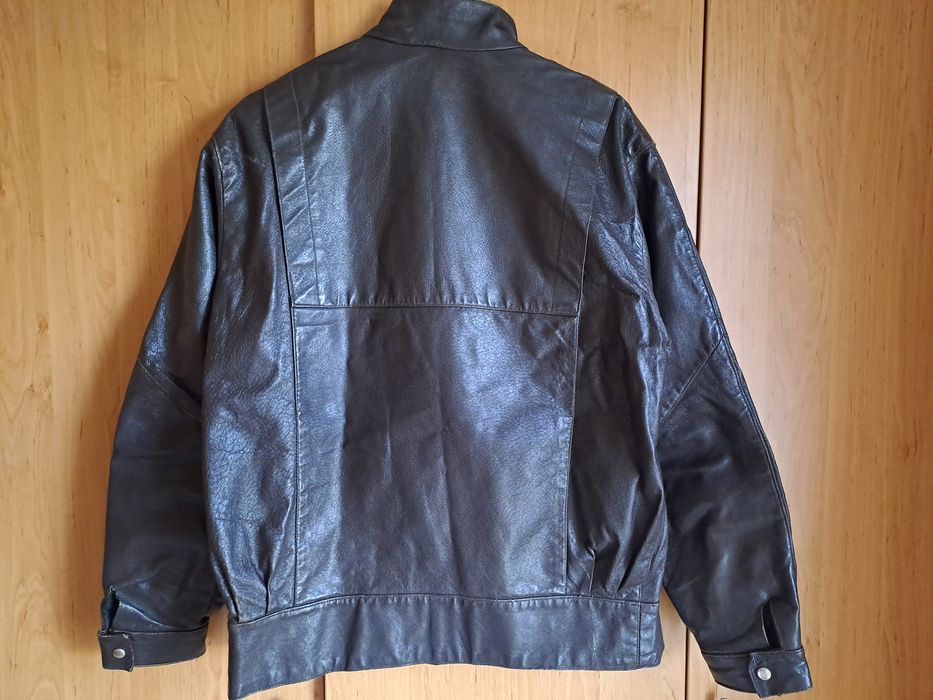 Старо мъжко яке от естествена кожа размер М