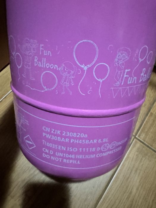 Butelii goale de heliu