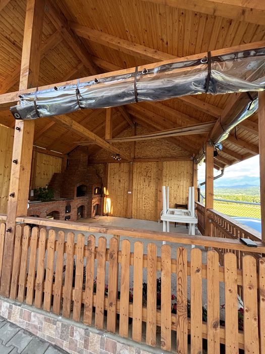 Inchiriez Cabana Tocile jud. Sibiu - Casa din Poiana