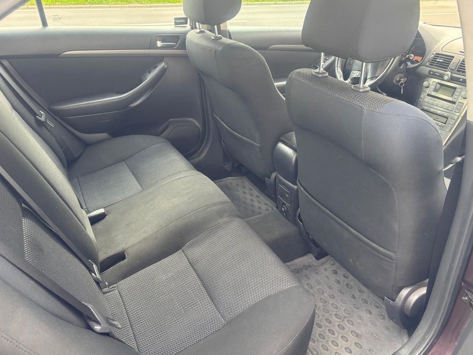 Toyota Avensis 2.0 D-4D, 2007 |Cutie manuală 6 trepte | 223.000 km | 2.800 €