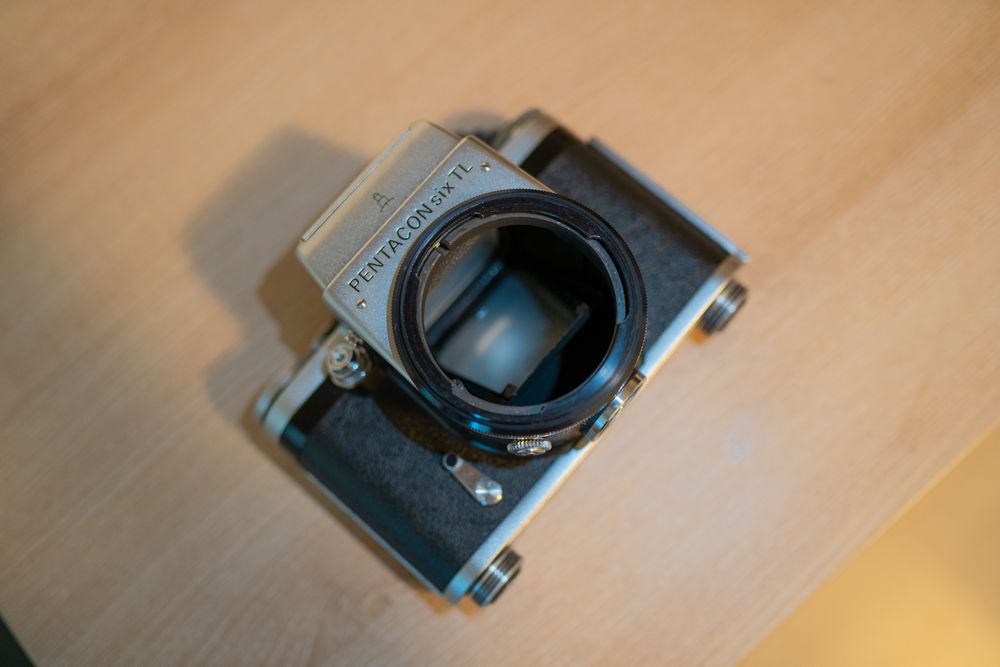 Pentacon Six TL + obiectiv Zeiss 80mm F2.8