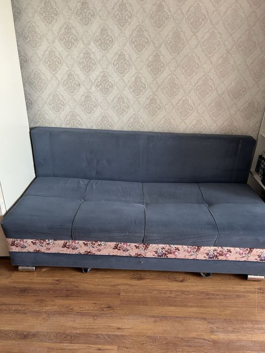 Продам диван в хорошем состоянии