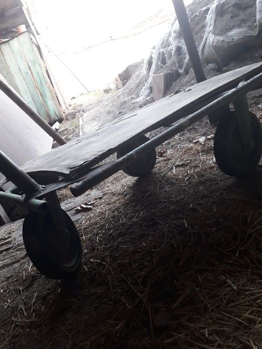 Тележка трёх и 4 колёсная