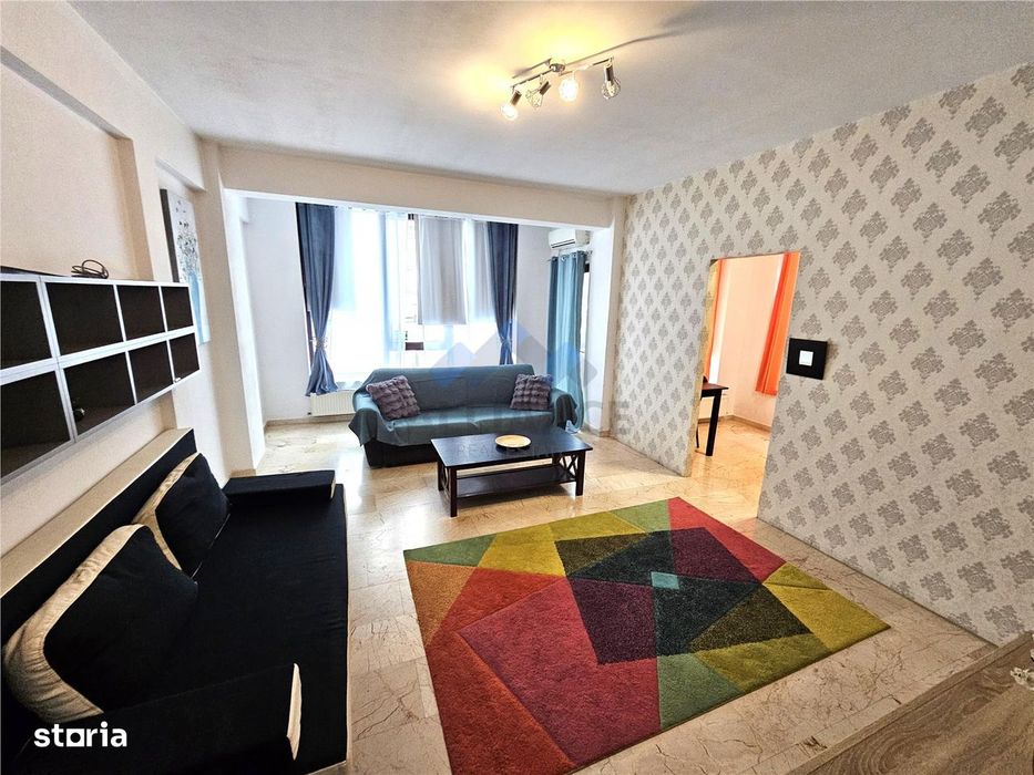 Palas, Hotel International, apartament spatios in bloc nou