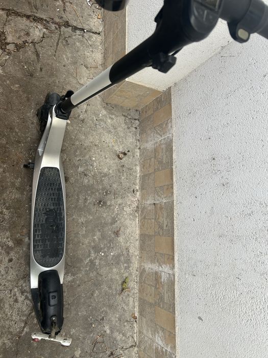 Vand trotineta electica