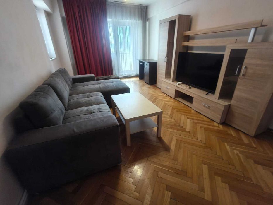 Apartament de inchiriat 2 camere Universitate