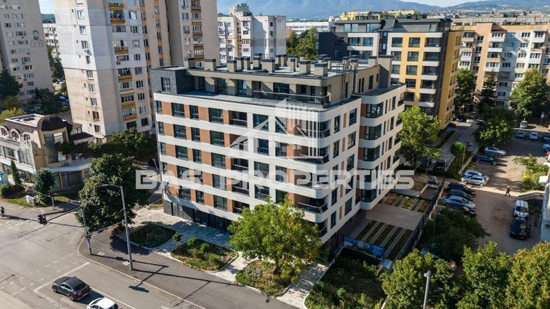 Многостаен в София-Люлин 6 площ 218