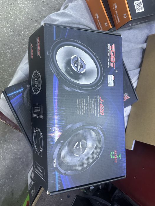 Продам колонки Gb j620