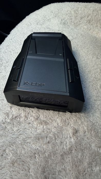 Antiradar    NENLINE     XCOP   7700s    sotiladi. Hech qanaqa aybi yó