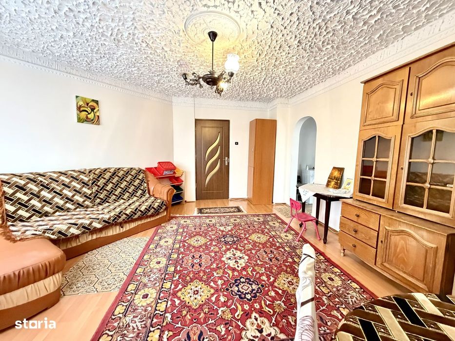 3 camere, et 2, bloc 1985, Milcov - Pompieri