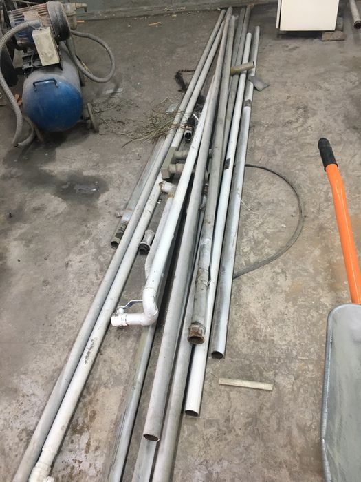 Продам металлические трубы .