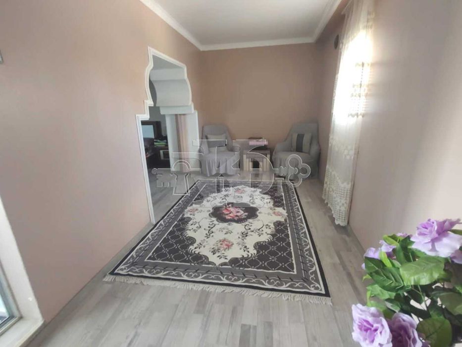 Продава се Къща в с. Карапелит, Област Добрич - 90 кв.м за 767 €/кв.м - Снимка #3