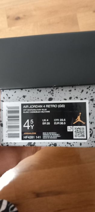 Air Jordan 4 Military Blue