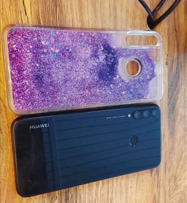 Срочно продам телефон