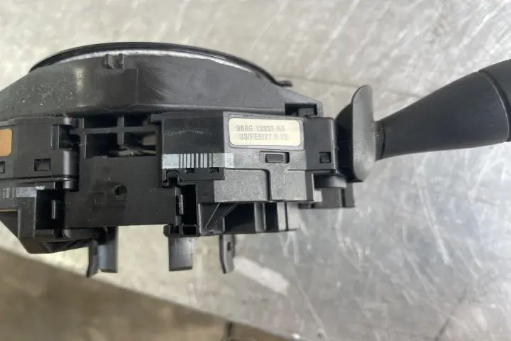 Maneta semnalizare Ford Focus 2003 1.8 Tddi MT (90 hp)