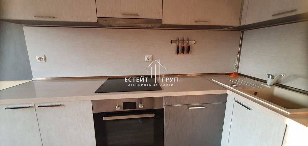 Дава се под наем Многостаен апартамент в с. Тополи, Област Варна - 140 кв.м за 408 € - Снимка #1