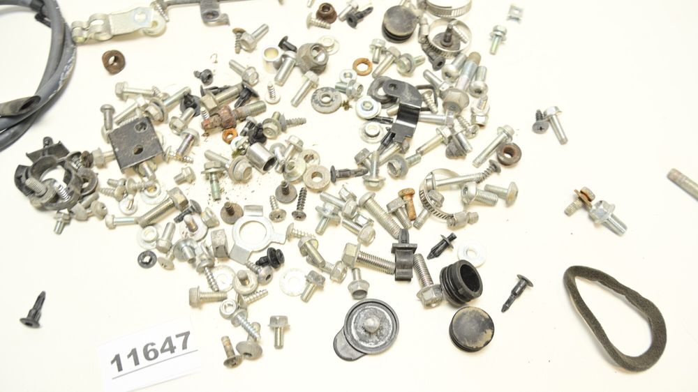 Diverse Cleme Suruburi Si Prinderi Yamaha TMAX 530 2012 2016 T-Max T