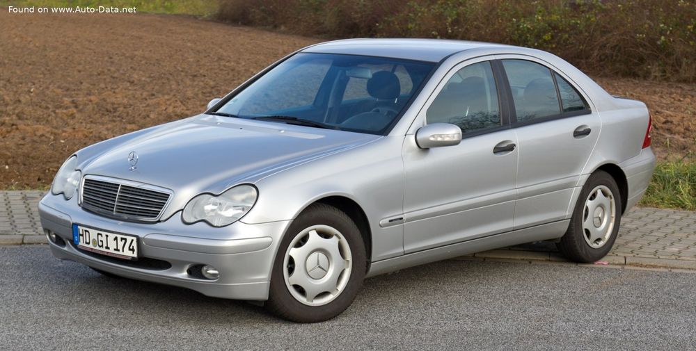 Vând sau dezmembrez Mercedes c Class w 203