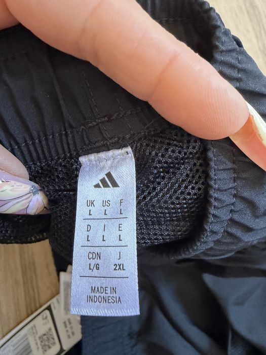Мъжки нови оригинални къси панталони Adidas ! S,L,XL