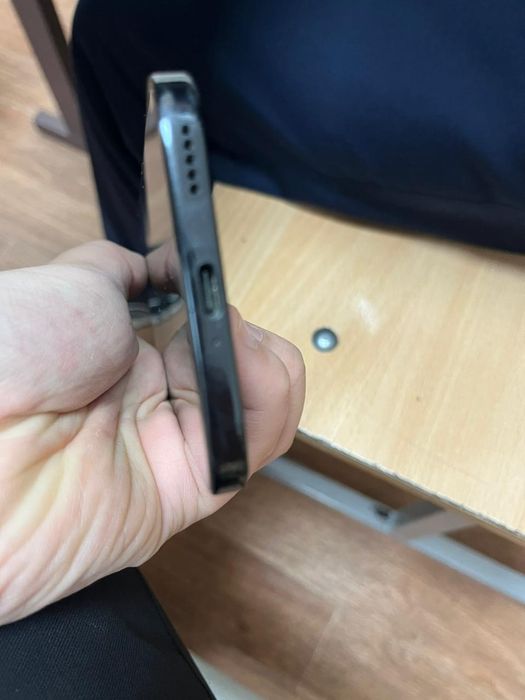 Продам телефон Honor X8B