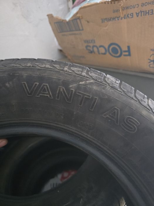 Шины б/у, в хорошем состоянии