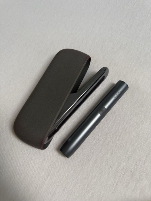 IQOS ILUMA  + Veev cadou