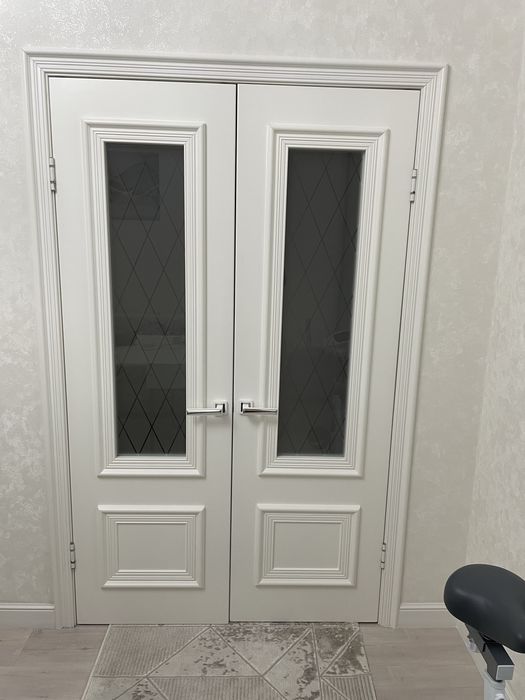 Продам в сборе межкомнатную дверь