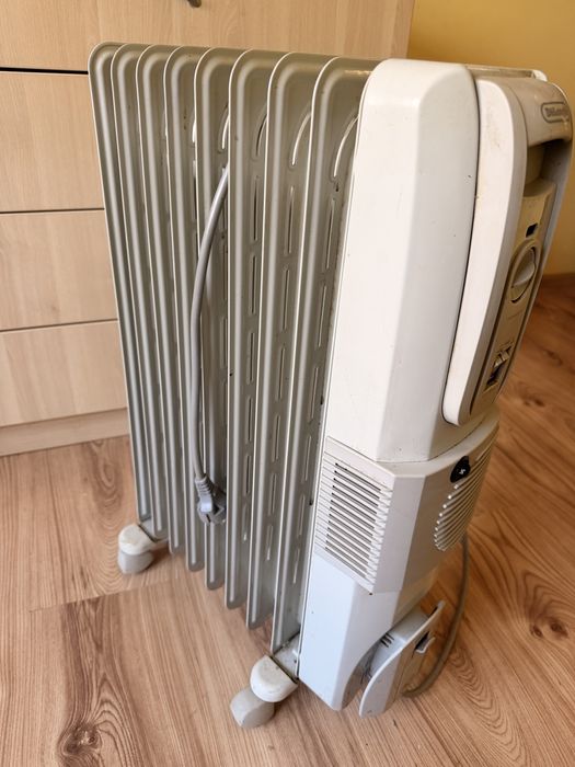 Маслен радиатор DeLonghi Делонги KH770925V