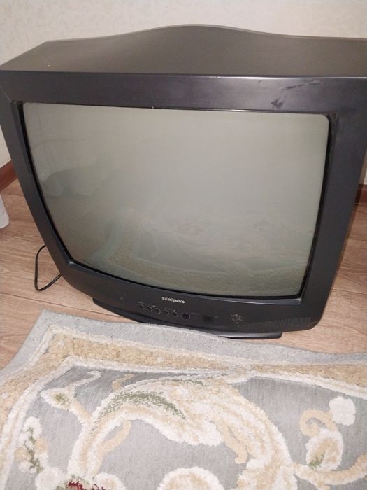 Продам телевизор