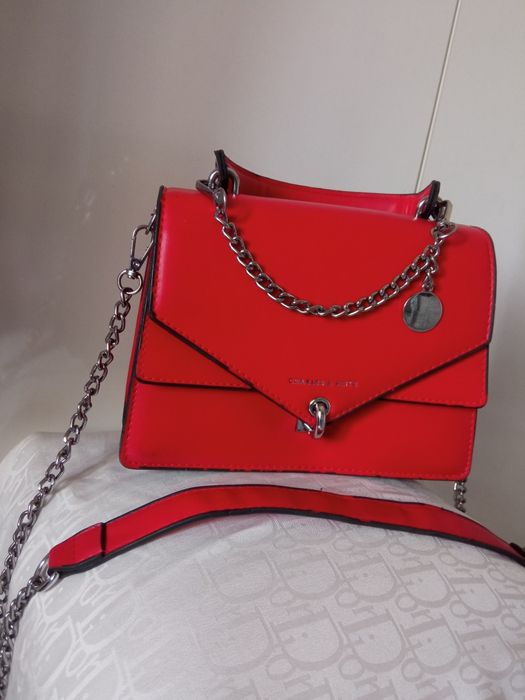 Сумка красная качество отличное новое