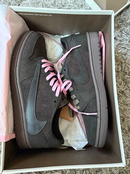 Nike Air Jordan 1 Retro Low OG SP Travis Scott Velvet Brown