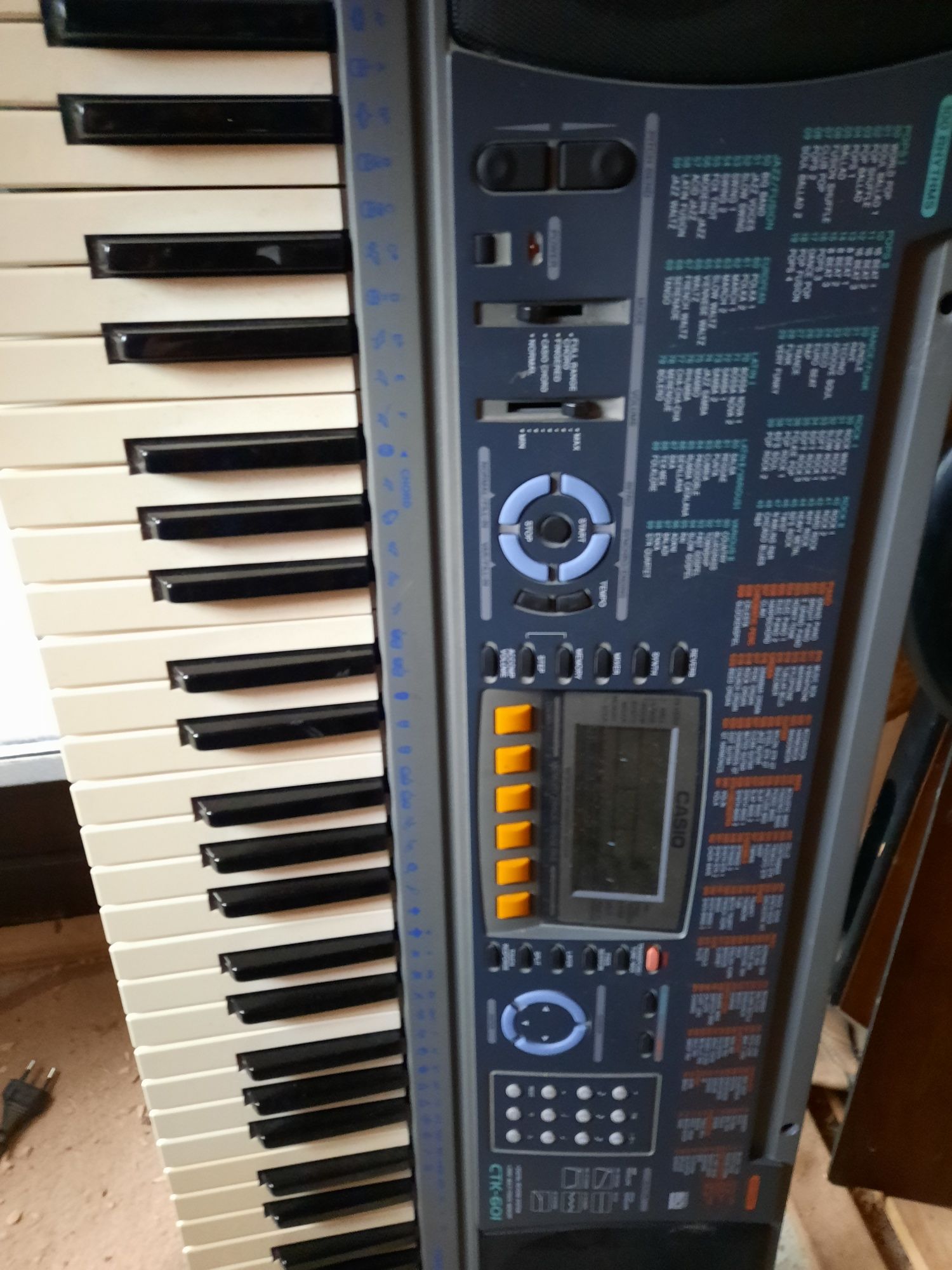 Orgă Casio yamaha Arad • OLX.ro