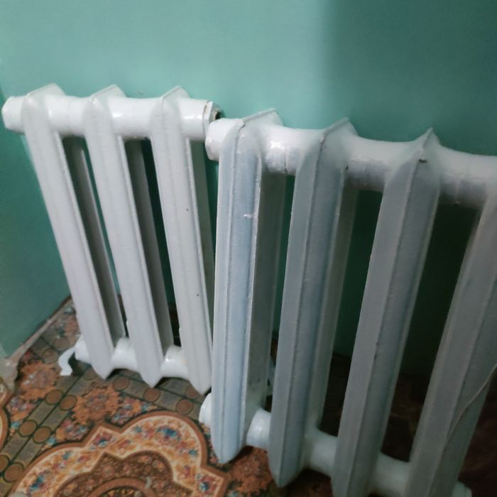 Продам батареи-б/у