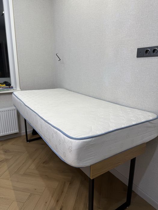 Матрас    90*200