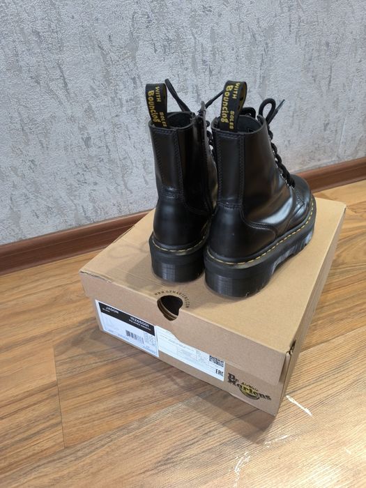 Продам ботинки Dr. Martens, б/у, размер 35, 40000