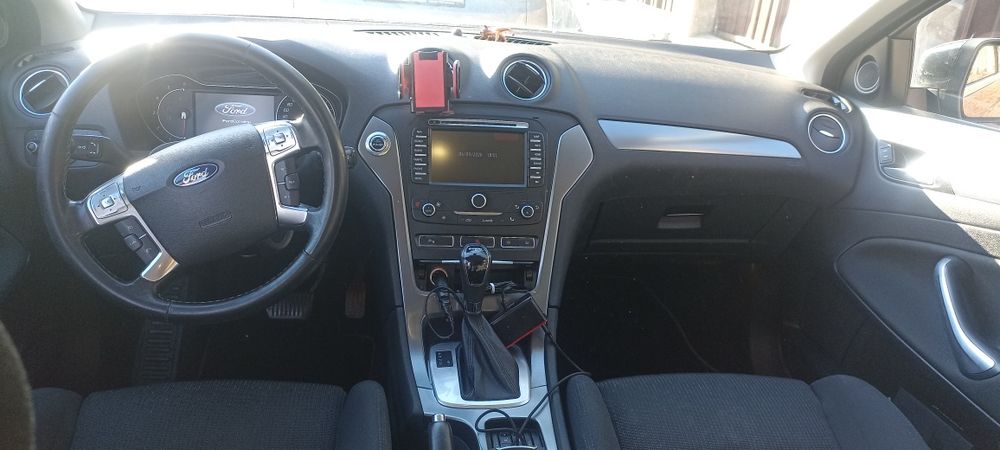 Când Ford Mondeo