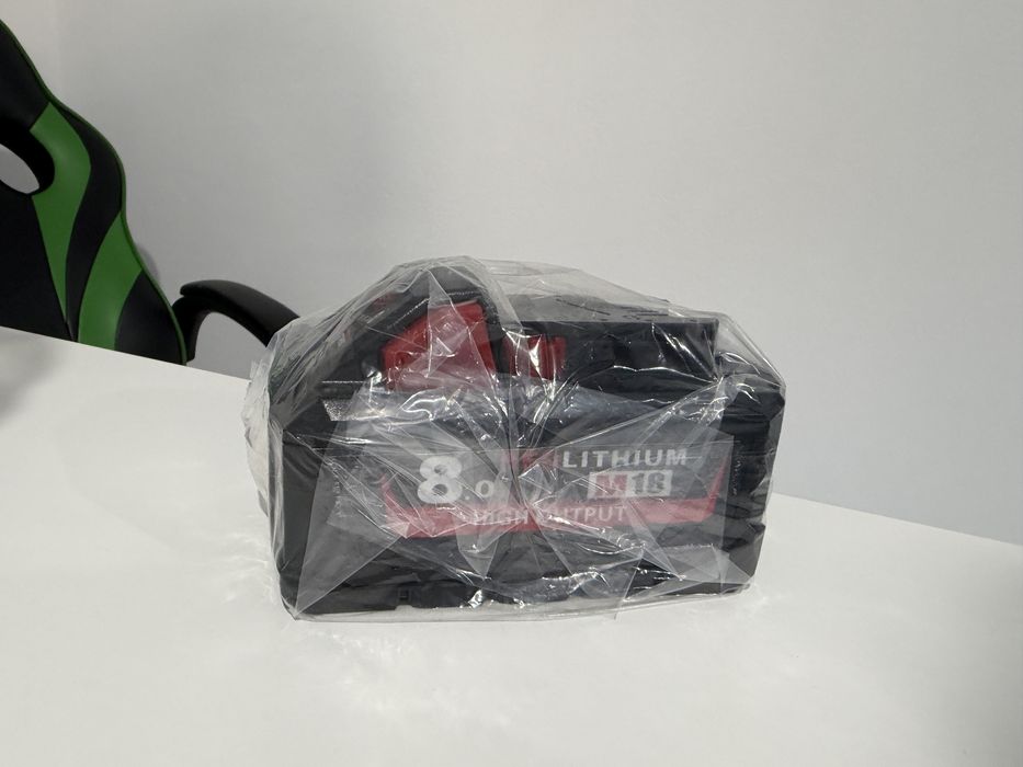 Acumulator milwaukee m18 8ah
