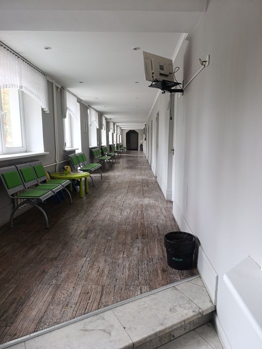 Ищу 2 го мастера в космет-й кабинет