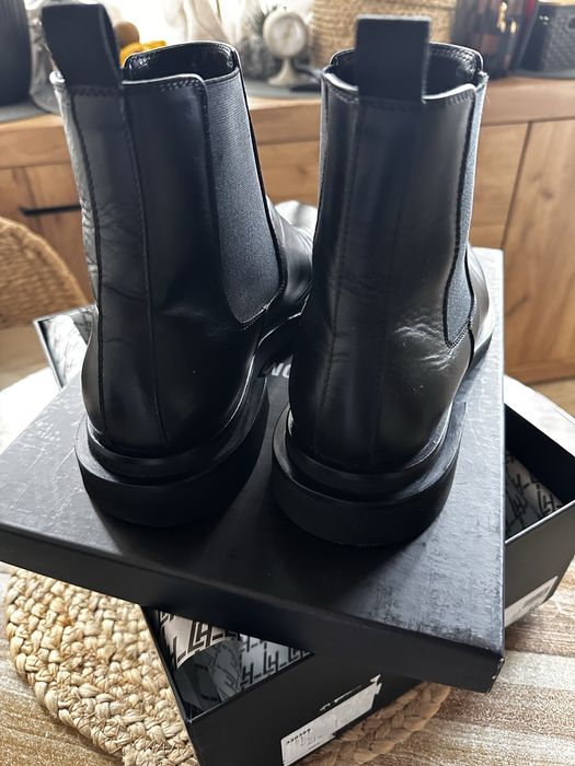 Мъжки челси боти