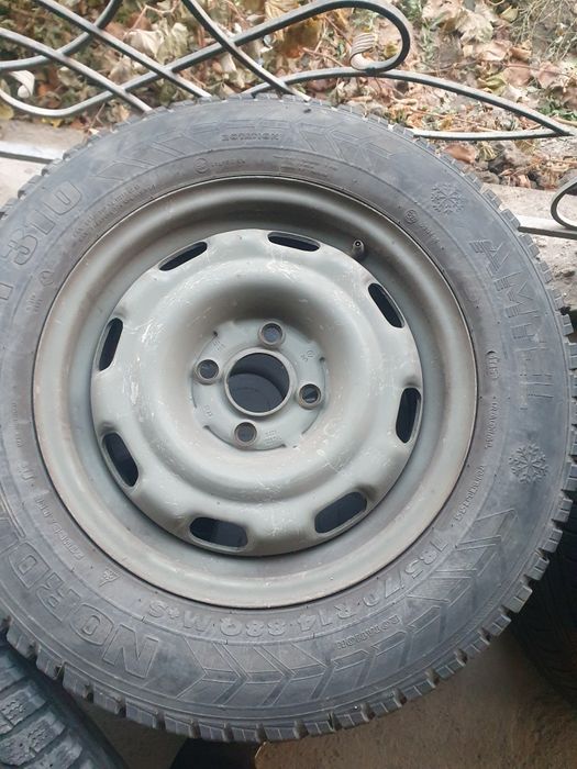 Резина зимняя комлект