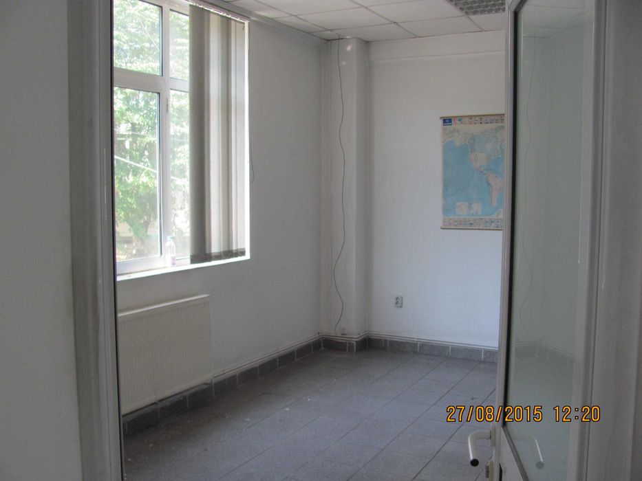 Spatii centrale, showroom, magazine, clinica, birouri, servicii, etc.