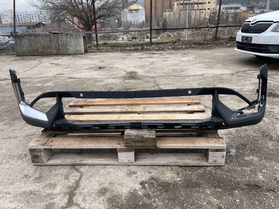 Предна броня долна част за BMW X1 U11 БМВ Х1 У11  2022г-