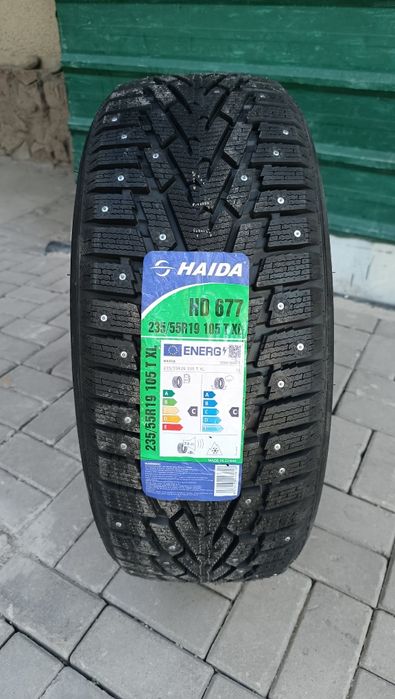 235/55R19  HAIDA  HD677