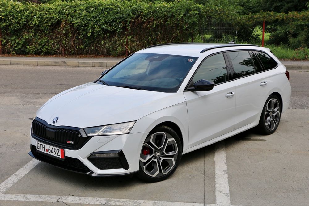 Skoda Octavia RS 2023 2.0 200cp Euro6 Automat / Virtual / Carplay / Keyless / Masaje / Camere / Impecabila