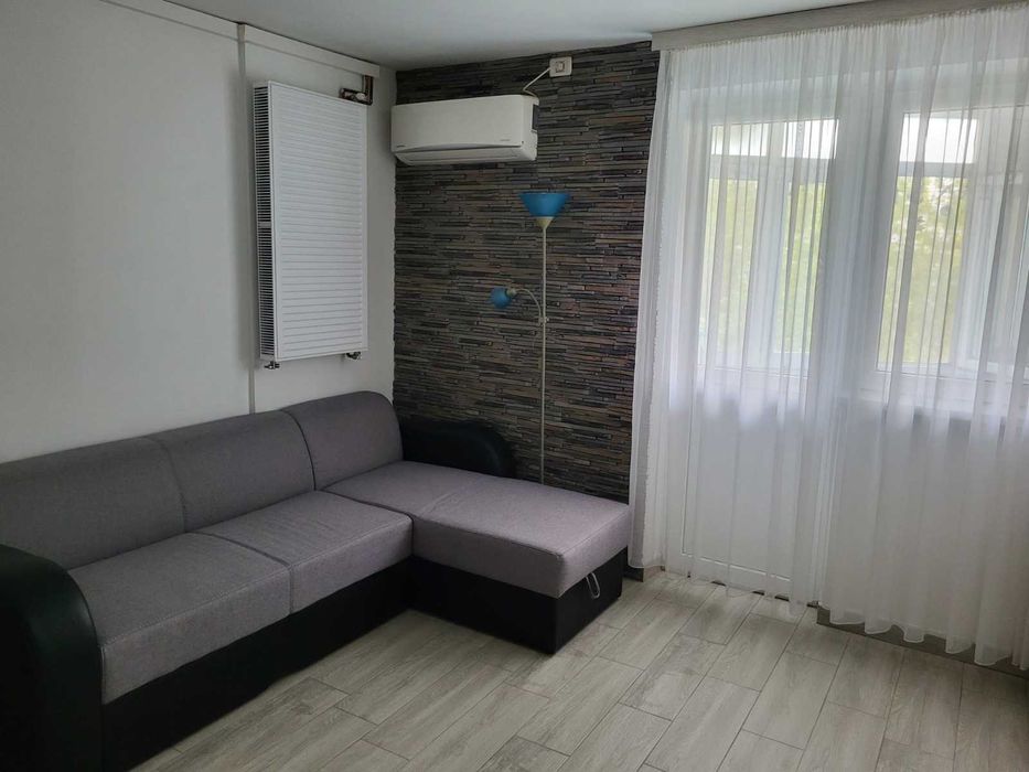 De vanzare apartament cu 2 camere decomandat