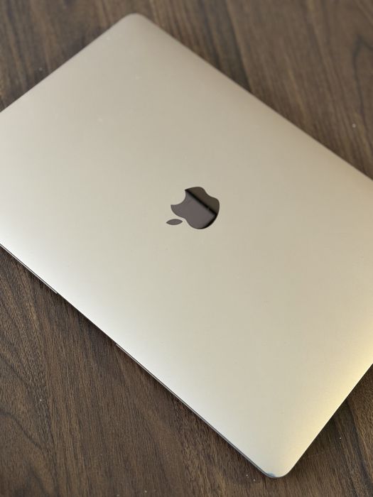 MacBook Air M1 (A2337) – Отлично състояние