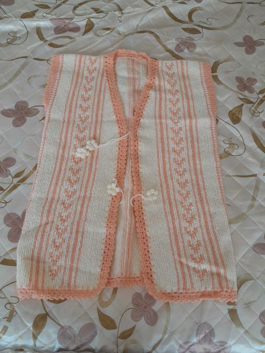 Ръчно плетени елеци