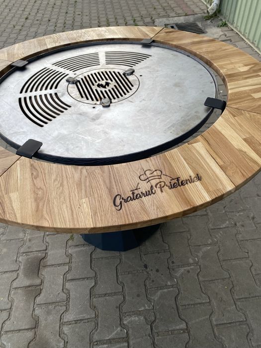 Gratar rotund profesional fonta inox sau otel