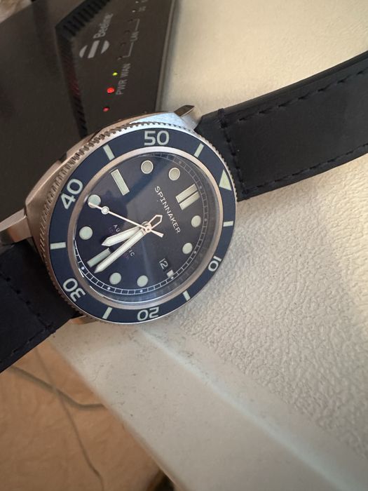 Продам часы наручные мужские